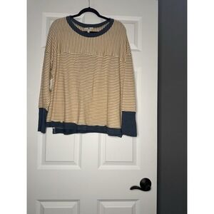 Betseys Boutique Shop Two Directional Stripe Solid Trim Tee Xl Slits